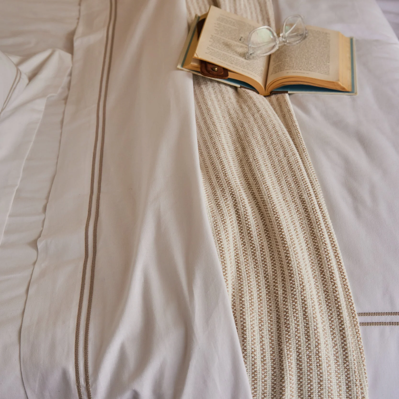 Ella Embroidered Sheet Set - Image 8