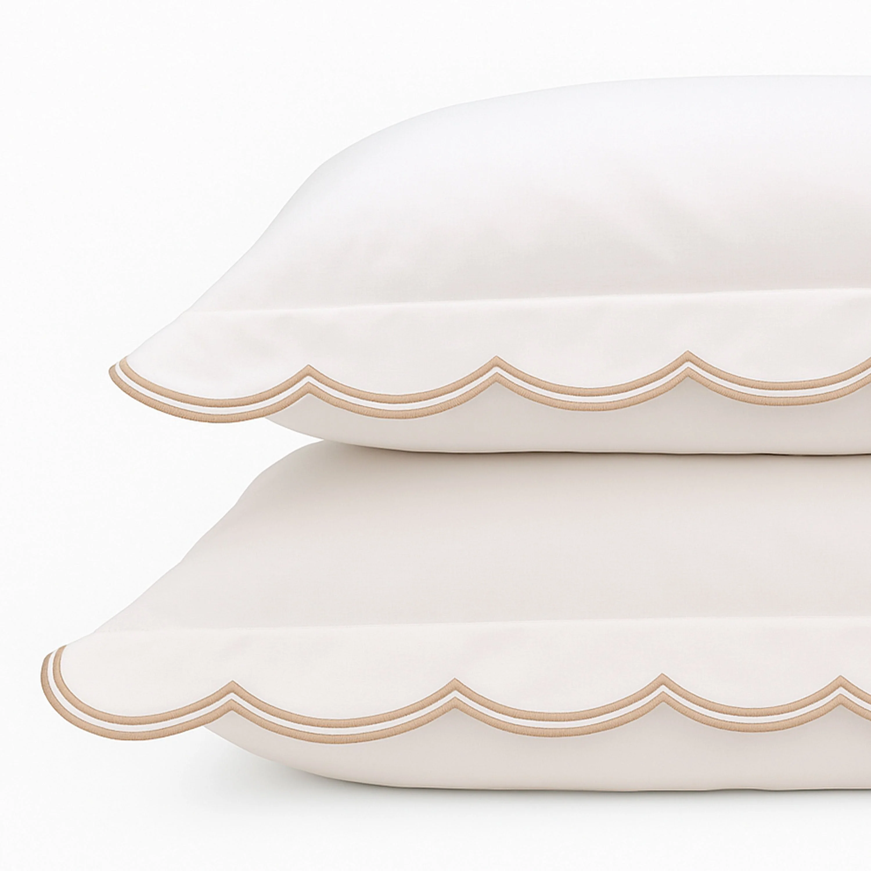 Sipsey Scallop Pillow Sham - Image 4