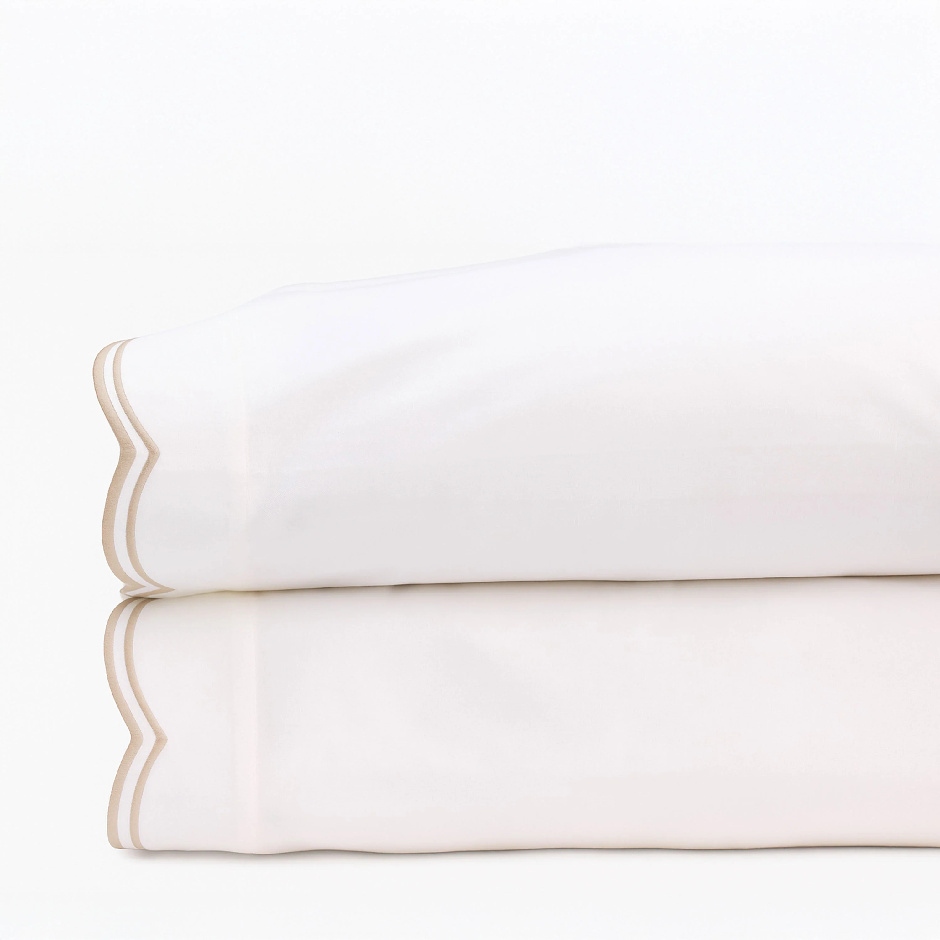 Sipsey Scallop Pillowcase Set - Image 5